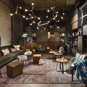Moxy Neustadt Hotel