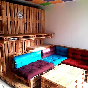 Fox Box I Capsule Hotel