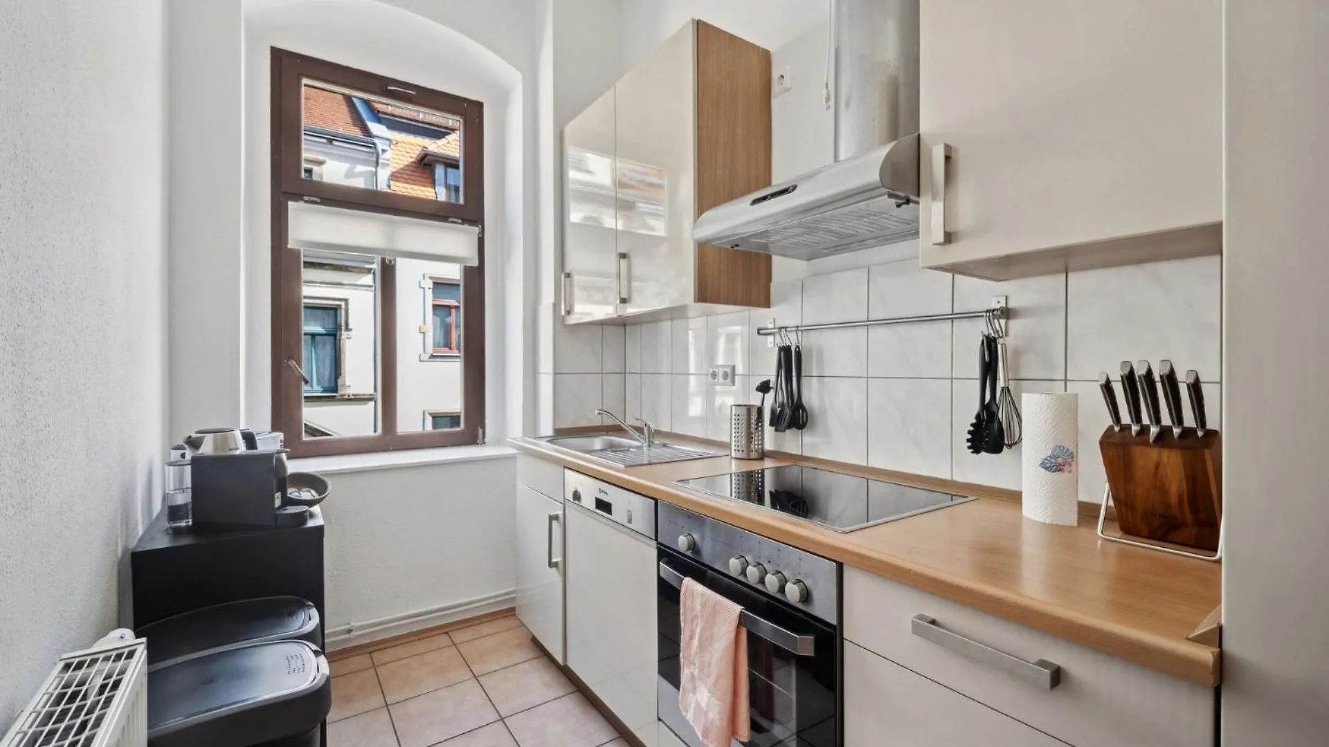 Helle Altbauwohnung 3 Zimmer & Balkon - Nahe Tu & Zentrum Dresden 0*,