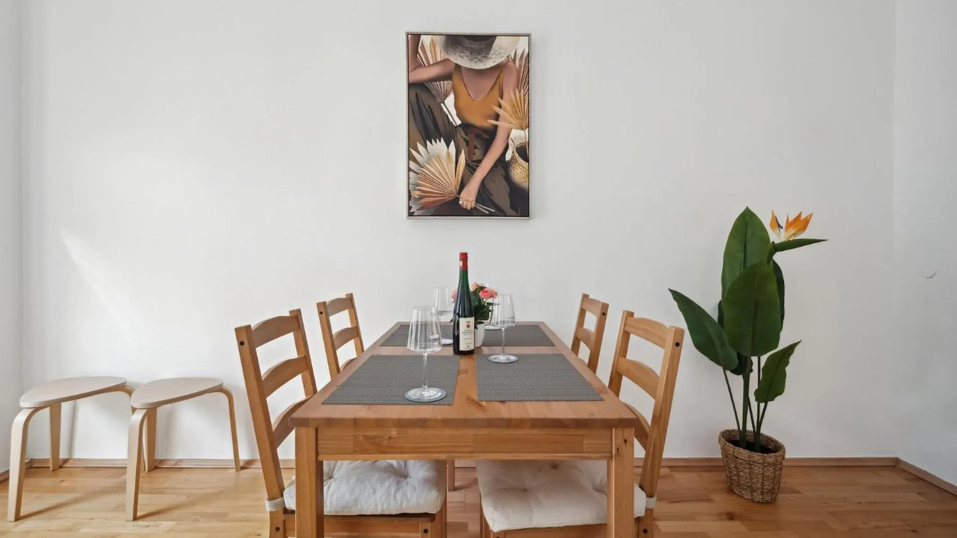Helle Altbauwohnung 3 Zimmer & Balkon - Nahe Tu & Zentrum Dresden Apartment