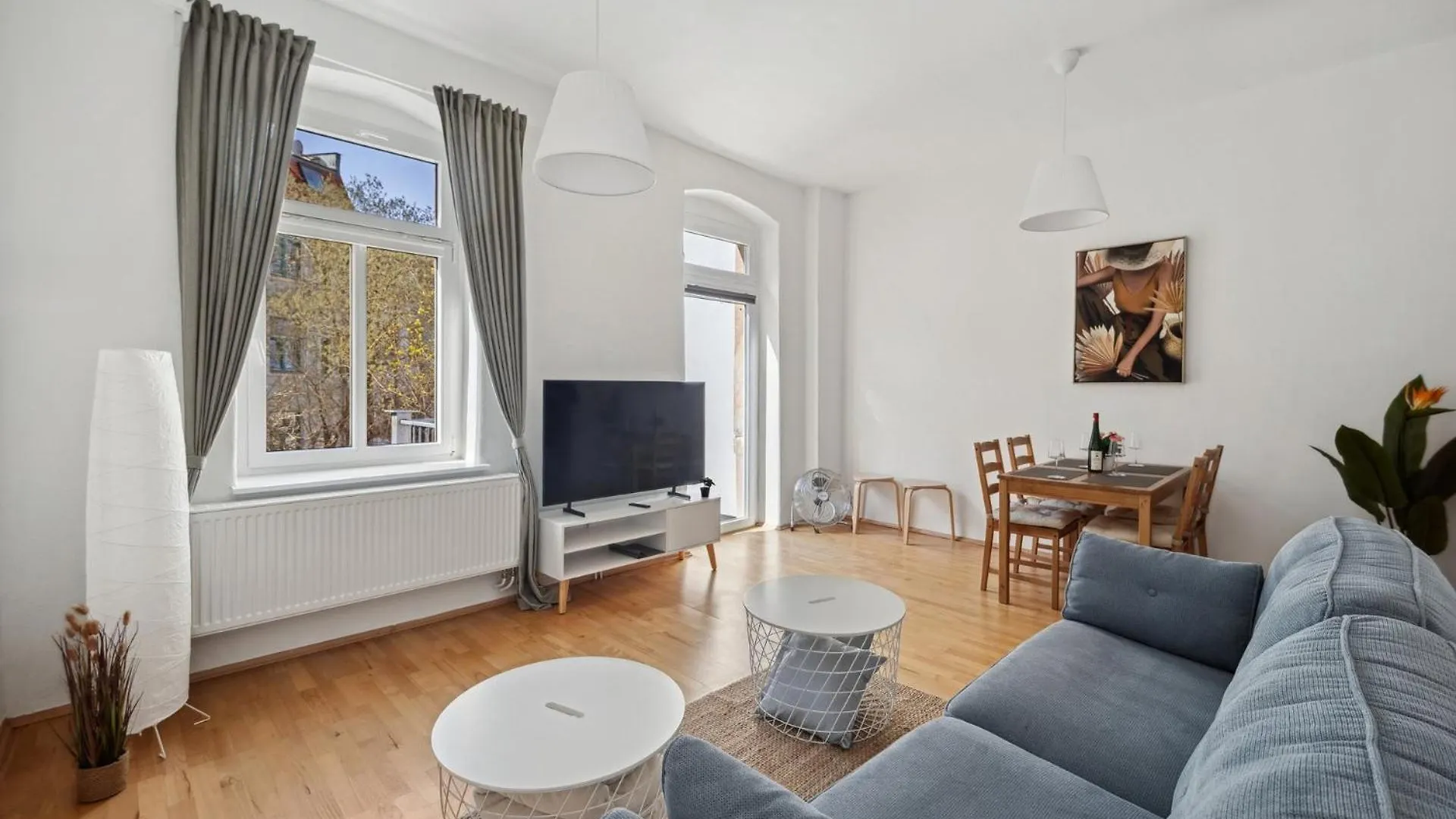 Helle Altbauwohnung 3 Zimmer & Balkon - Nahe Tu & Zentrum Dresden