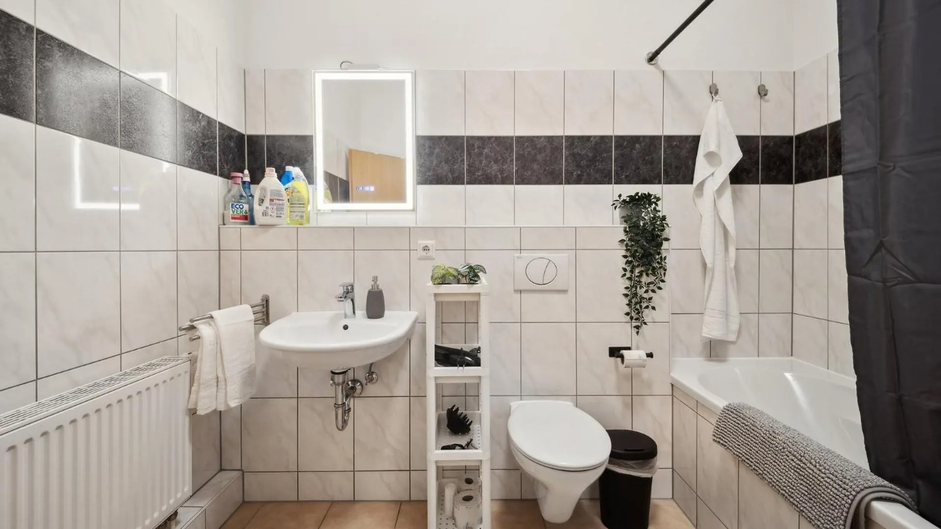 Helle Altbauwohnung 3 Zimmer & Balkon - Nahe Tu & Zentrum Dresden Apartment
